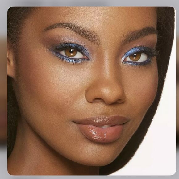 Too Faced Better Than Chocolate Cocoa Infused Eyeshadow Palette smells awesome! - Picture 5 of 12